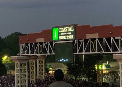 Photo of a Dave Matthews' concert.