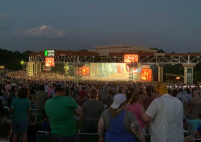 Photo of a Dave Matthews' concert.