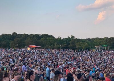 Photo of a Dave Matthews' concert.