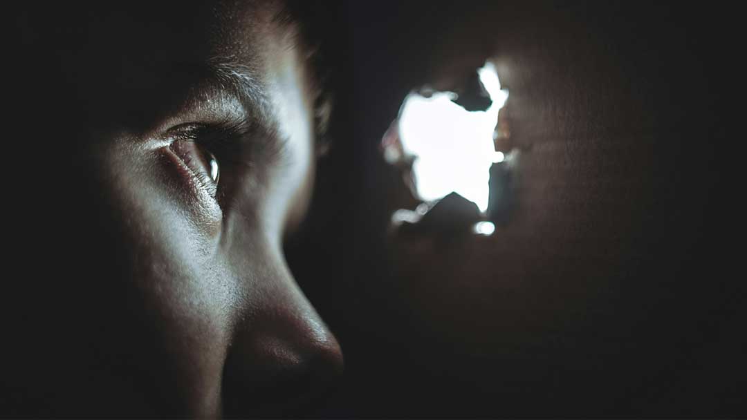 Peephole