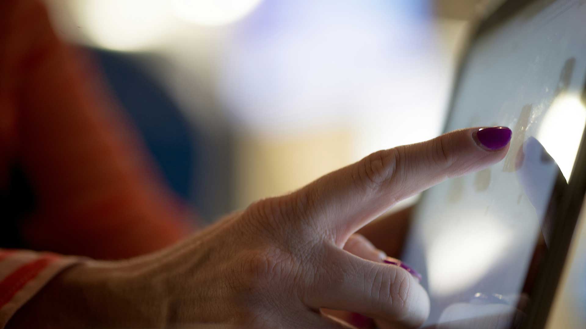 Photo of finger pointing at a computer screen for blog post “📚 What to Read Next — A Guide to Finding Stories That Actually Stay With You.’ Photo by Kelly Sikkema on Unsplash